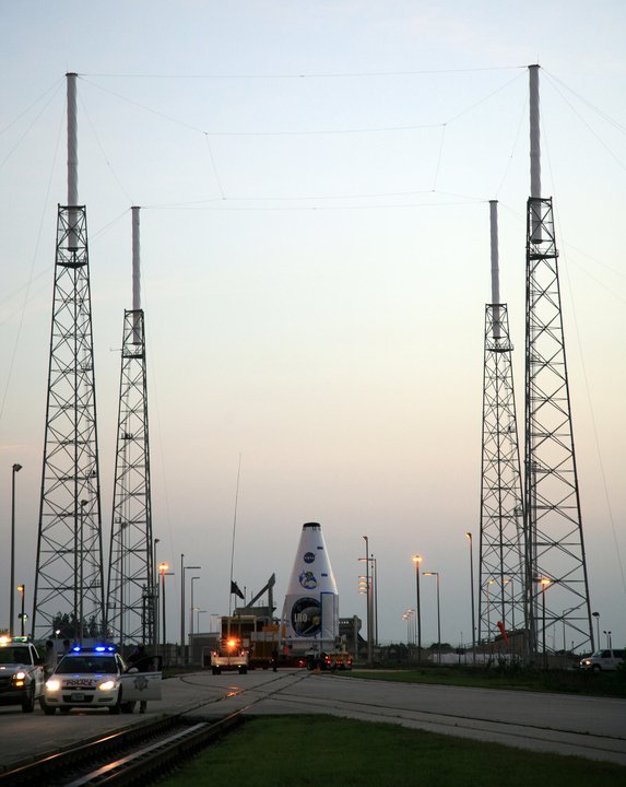 spacex-launches-first-batch-of-new-spy-satellites-for-nro