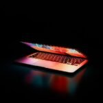 the-m5-macbook-pro-could-feature-oled-display-and-arrive-in-2026